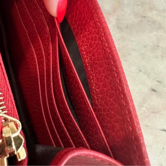 Gucci Wallet On Chain - Picture 6 of 9